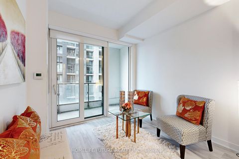 Photo 11 at 348 - 60 Princess Street, Waterfront Communities C8, Toronto