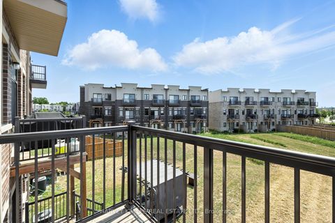 Photo 14 at 37 Arianna Crescent, Patterson, Vaughan