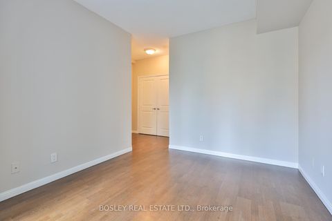 Photo 19 at 412 - 900 Mount Pleasant Road, Mount Pleasant West, Toronto