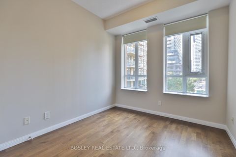 Photo 23 at 412 - 900 Mount Pleasant Road, Mount Pleasant West, Toronto