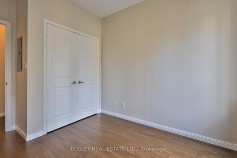 Photo 24 at 412 - 900 Mount Pleasant Road, Mount Pleasant West, Toronto