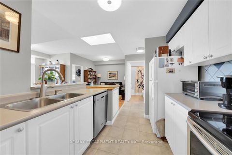 Photo 12 at 407 - 2300 Parkhaven Boulevard E, RO River Oaks, Oakville