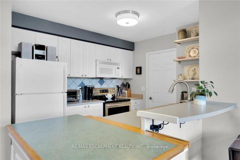 Photo 16 at 407 - 2300 Parkhaven Boulevard E, RO River Oaks, Oakville
