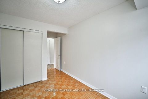 Photo 15 at 202 - 2506 Rutherford Road, Maple, Vaughan