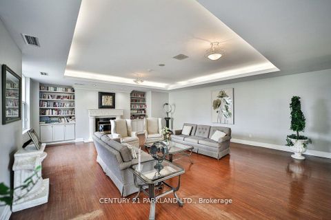 Photo 33 at 202 - 2506 Rutherford Road, Maple, Vaughan