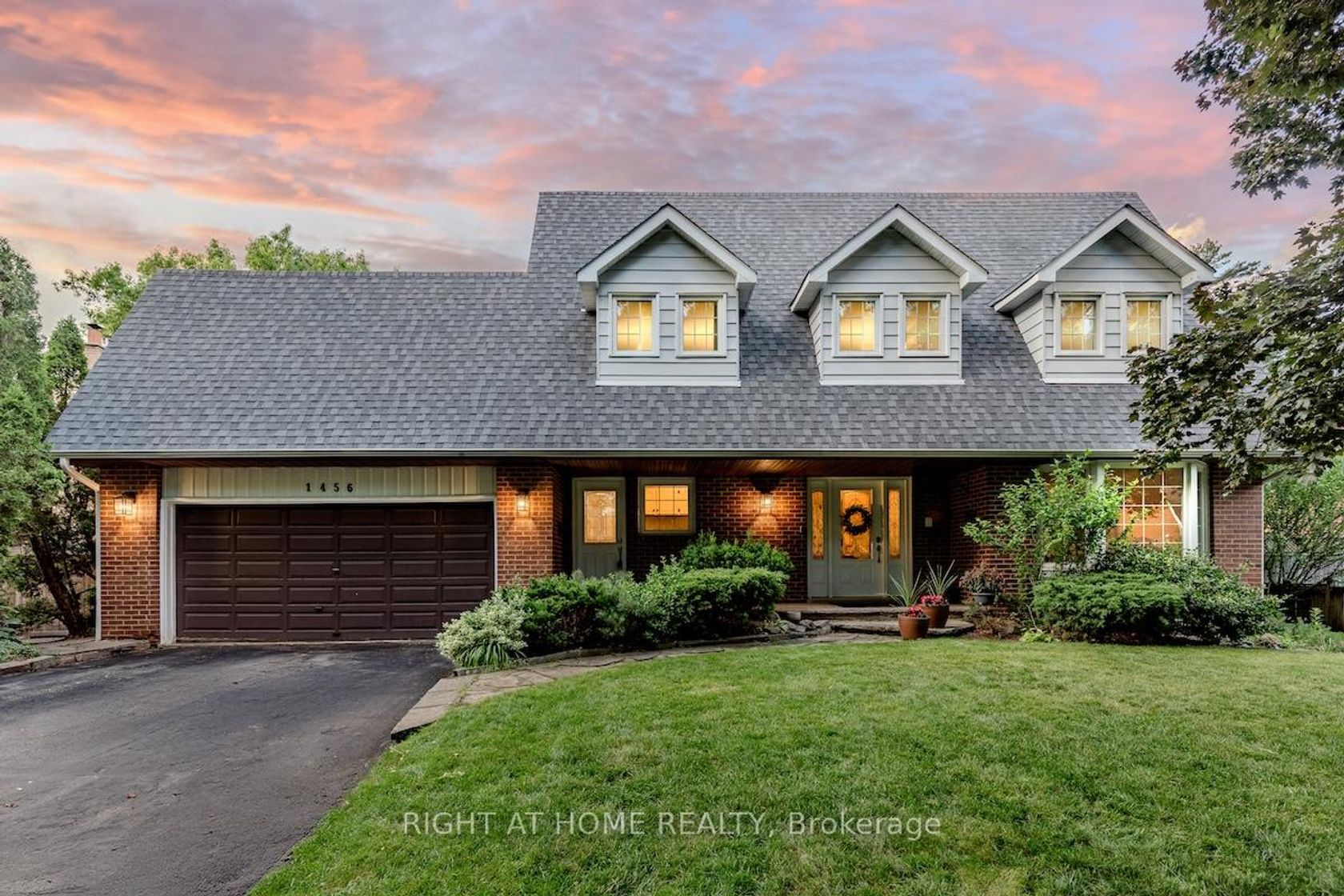 1456 Ballyclare Drive, Erindale, Mississauga 