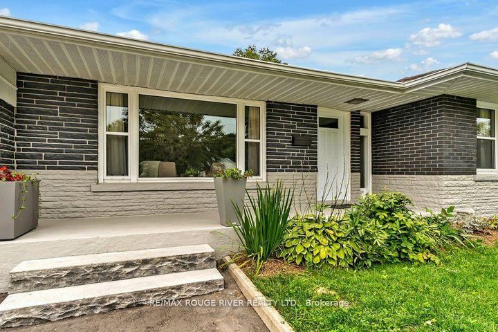 Photo 3 at 786 Mary Street N, Centennial, Oshawa