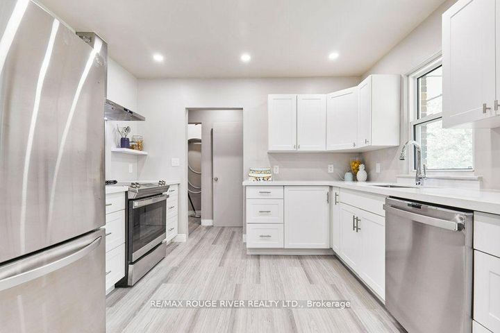 Photo 9 at 786 Mary Street N, Centennial, Oshawa