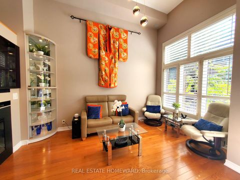 Photo 4 at 257 Milan Street, Moss Park, Toronto