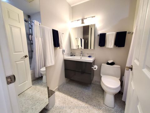 Photo 24 at 257 Milan Street, Moss Park, Toronto