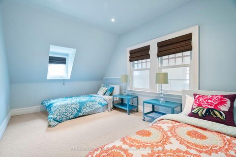 Photo 25 at 10 Pine Hill Road, Moore Park, Toronto