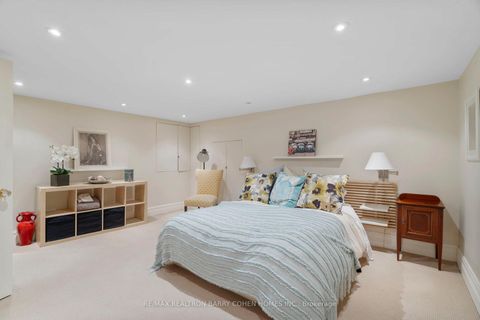 Photo 32 at 10 Pine Hill Road, Moore Park, Toronto
