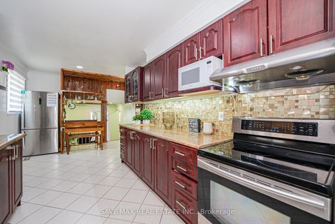 Photo 15 at 26 Fawcett Trail, Malvern, Toronto