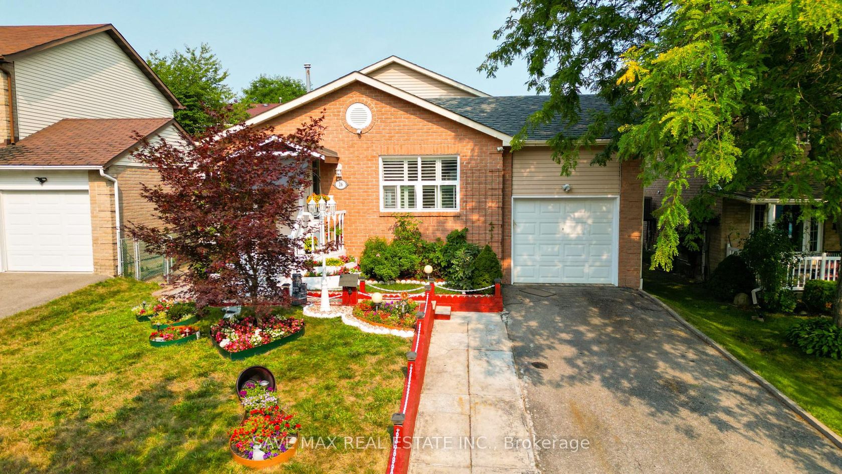 26 Fawcett Trail, Malvern, Toronto 