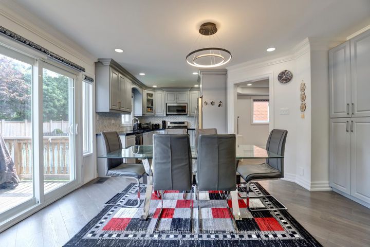 Photo 14 at 2615 Comet Court, Sheridan, Mississauga
