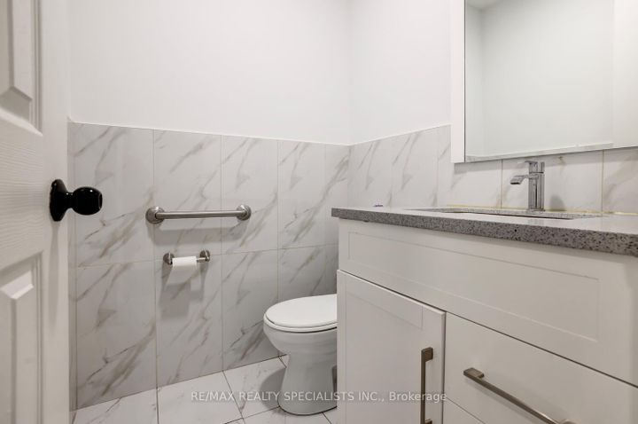 Photo 20 at 2615 Comet Court, Sheridan, Mississauga