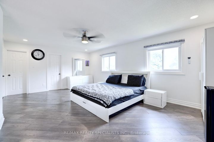 Photo 21 at 2615 Comet Court, Sheridan, Mississauga