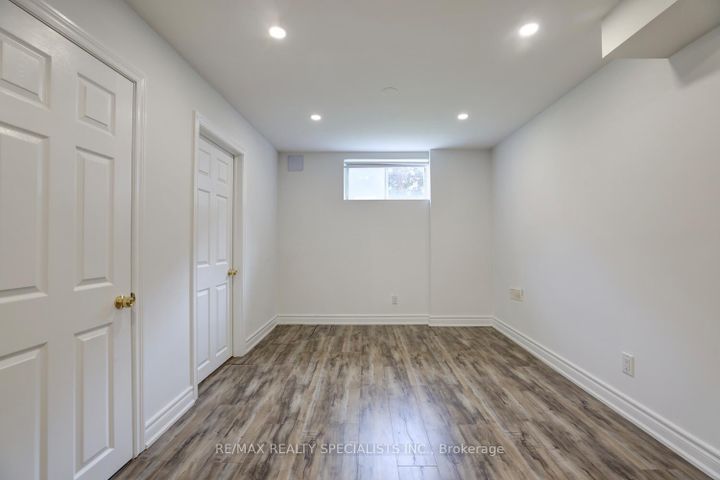 Photo 31 at 2615 Comet Court, Sheridan, Mississauga