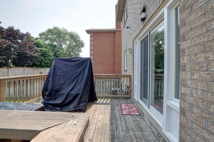 Photo 34 at 2615 Comet Court, Sheridan, Mississauga