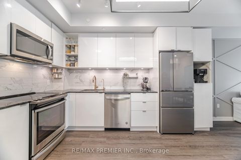 Photo 6 at 317 - 100 Eagle Rock Way, Rural Vaughan, Vaughan