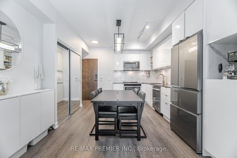 Photo 8 at 317 - 100 Eagle Rock Way, Rural Vaughan, Vaughan