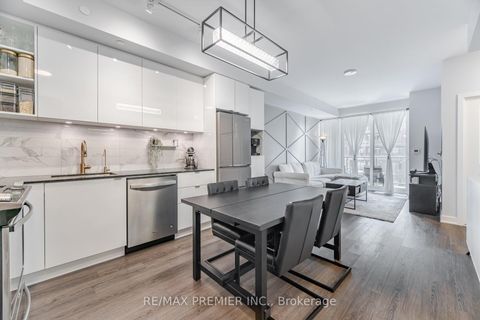 Photo 12 at 317 - 100 Eagle Rock Way, Rural Vaughan, Vaughan