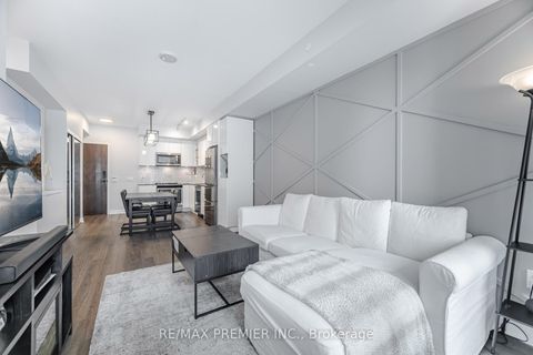 Photo 13 at 317 - 100 Eagle Rock Way, Rural Vaughan, Vaughan