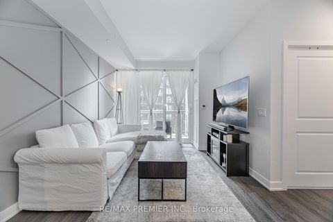 Photo 14 at 317 - 100 Eagle Rock Way, Rural Vaughan, Vaughan