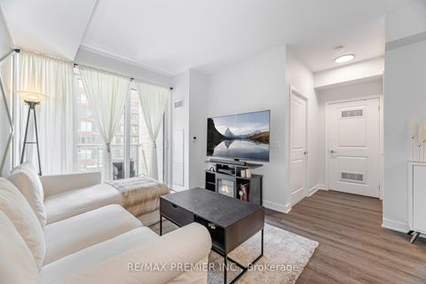 Photo 16 at 317 - 100 Eagle Rock Way, Rural Vaughan, Vaughan