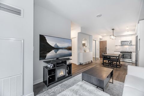 Photo 17 at 317 - 100 Eagle Rock Way, Rural Vaughan, Vaughan