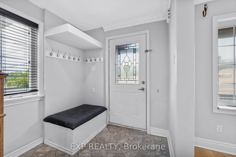 Photo 3 at 722 Weston Road, Smythe, Toronto