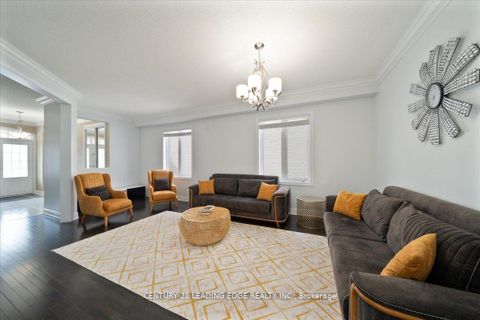 Photo 4 at 324 Chatfield Drive S, Vellore Village, Vaughan