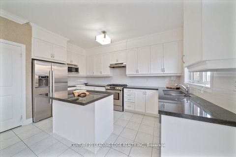 Photo 9 at 324 Chatfield Drive S, Vellore Village, Vaughan
