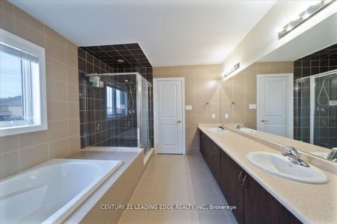Photo 17 at 324 Chatfield Drive S, Vellore Village, Vaughan