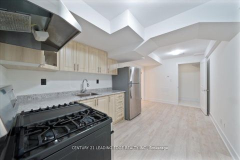 Photo 33 at 324 Chatfield Drive S, Vellore Village, Vaughan