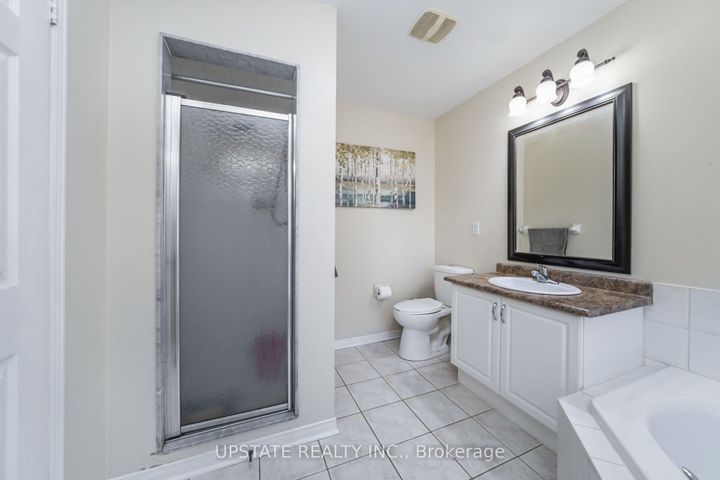 Photo 22 at 48 Clementine Drive, Bram West, Brampton