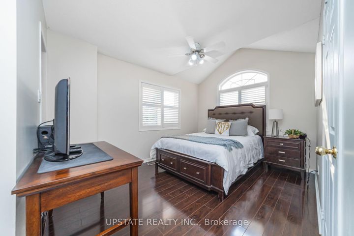 Photo 24 at 48 Clementine Drive, Bram West, Brampton