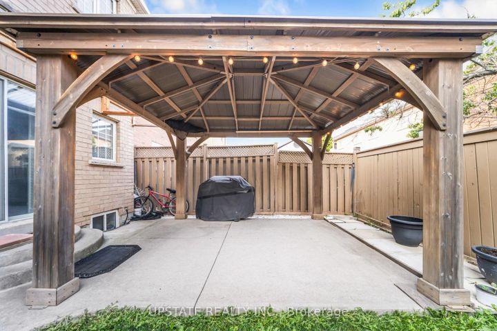 Photo 34 at 48 Clementine Drive, Bram West, Brampton