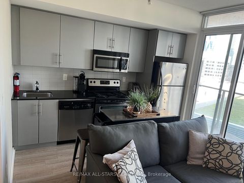 Photo 3 at 1306 - 55 Bremner Boulevard, Waterfront Communities C1, Toronto