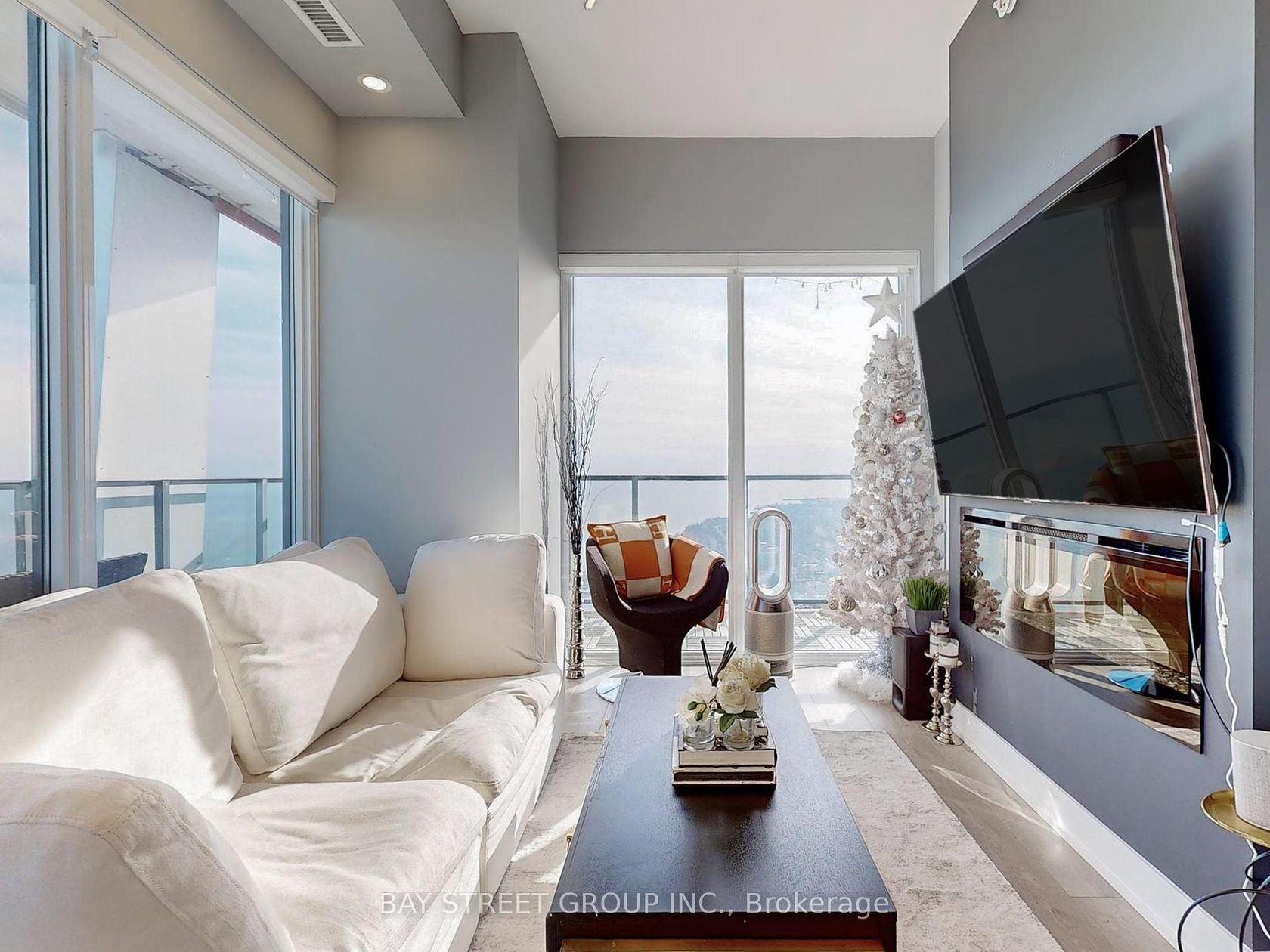 Lph07A - 30 Shore Breeze Drive, Mimico, Toronto 