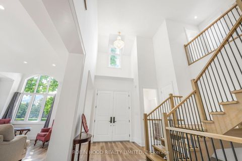 Photo 2 at 1409 Tansley Drive, WO West, Oakville