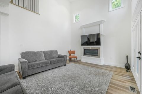 Photo 6 at 1409 Tansley Drive, WO West, Oakville