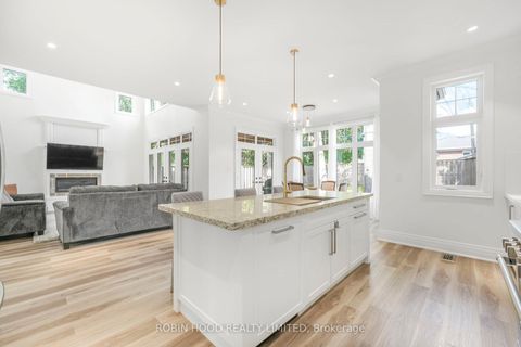 Photo 16 at 1409 Tansley Drive, WO West, Oakville