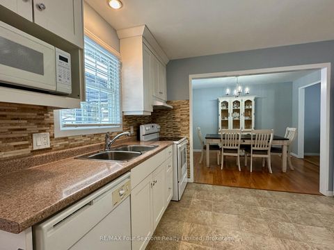 Photo 6 at 207 CHRISTOPHER Street, Stayner, Clearview