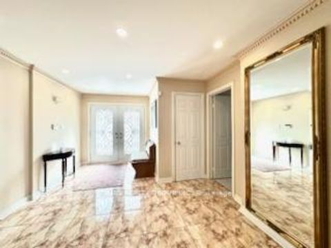Photo 1 at 6 Carriage Lane, Branson, Toronto