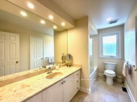 Photo 21 at 6 Carriage Lane, Branson, Toronto