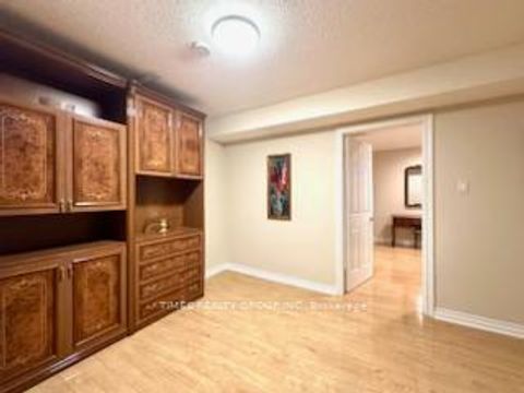 Photo 30 at 6 Carriage Lane, Branson, Toronto