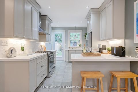 Photo 14 at 634 Woodbine Avenue, Woodbine Corridor, Toronto