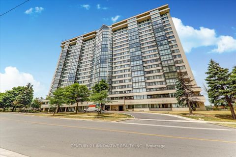 Photo 2 at 1004 - 10 Markbrook Lane, Jamestown, Toronto