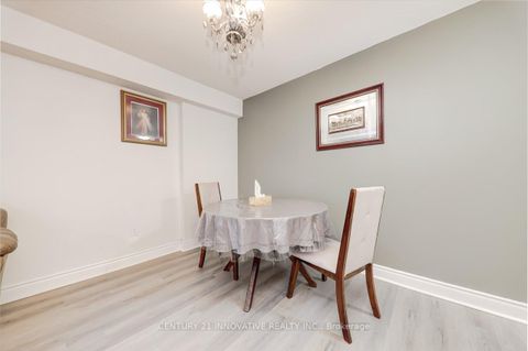 Photo 7 at 1004 - 10 Markbrook Lane, Jamestown, Toronto